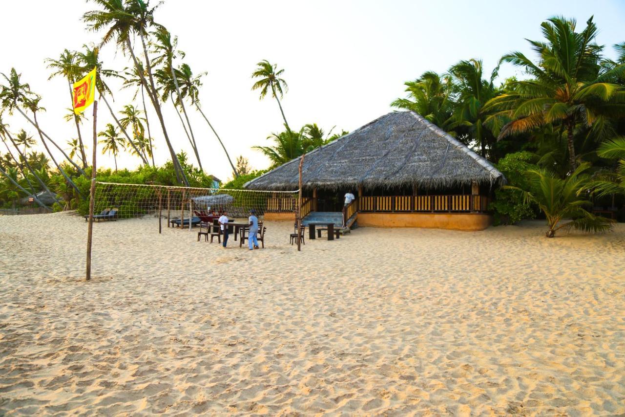 Ganesh Garden Beach Cabanas Тангалла Экстерьер фото
