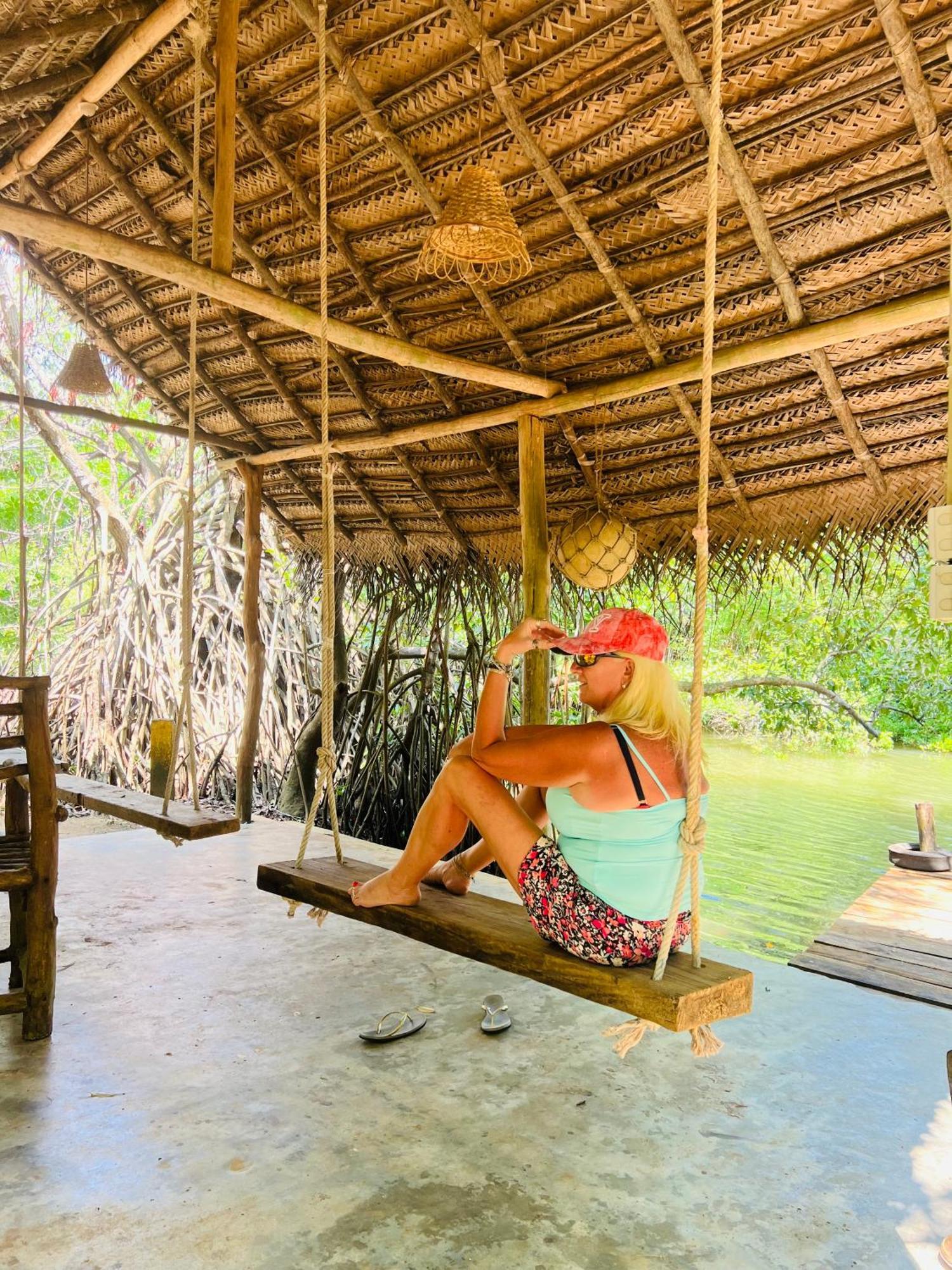 Ganesh Garden Beach Cabanas Тангалла Экстерьер фото